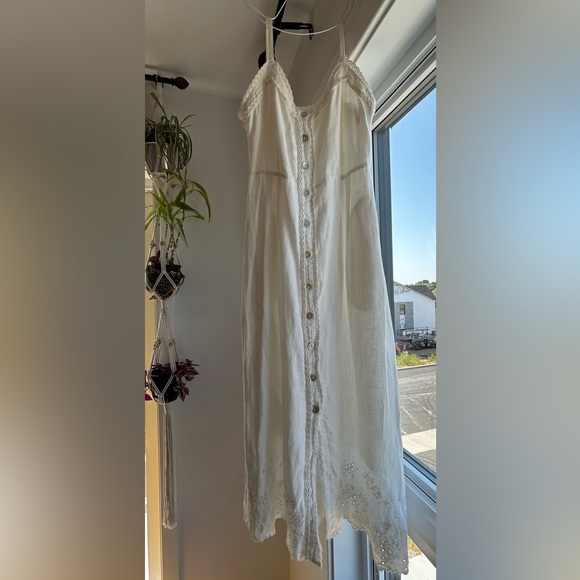 Aritzia White Boho Midi Linen Dress - Picture 6 of 8